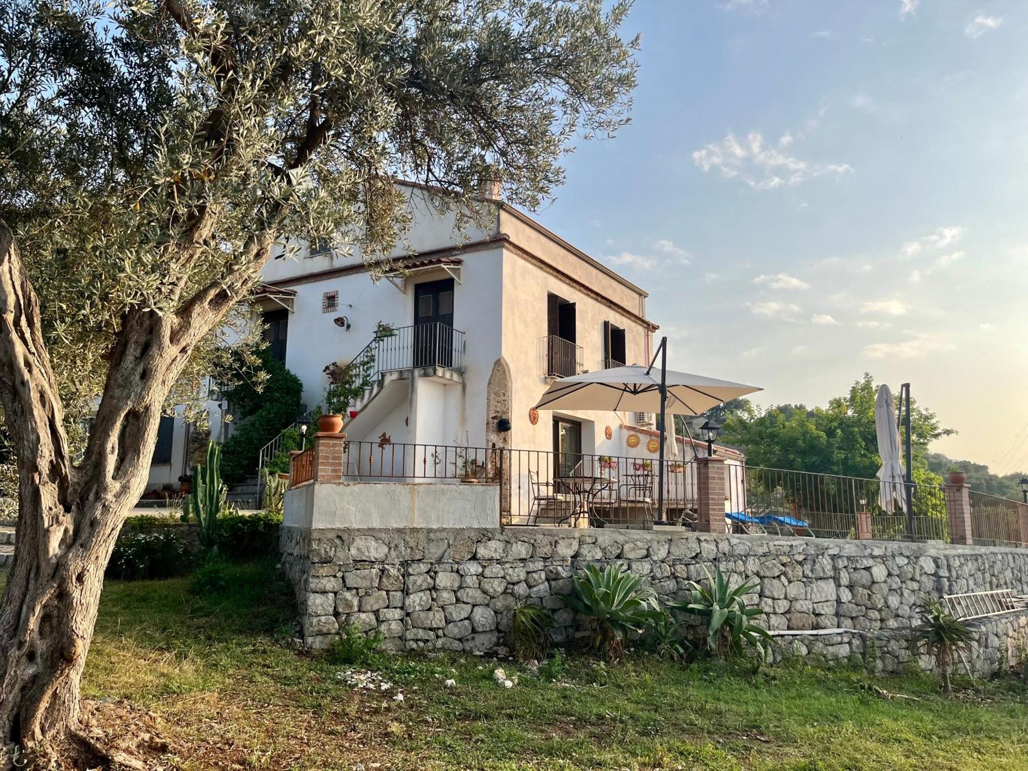 Agriturismo Serre SantʼAgata di Militello Екстериор снимка